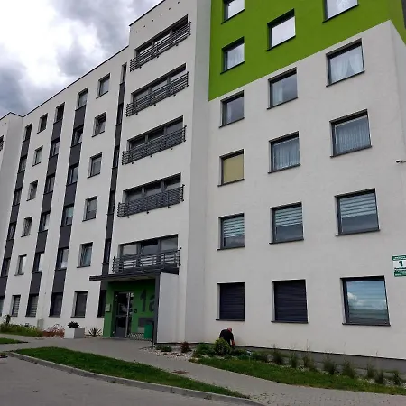 Park Apartment *